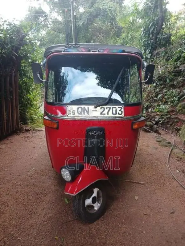 Bajaj 4 Stroke 2007 Three Wheel (Used)