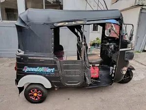 Bajaj RE 4 Stroke 2014 Three Wheel (Used)