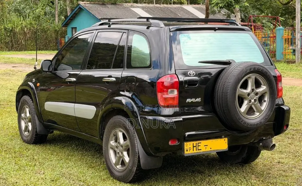 Toyota RAV4 J 4x4 2003 SUV (Used)