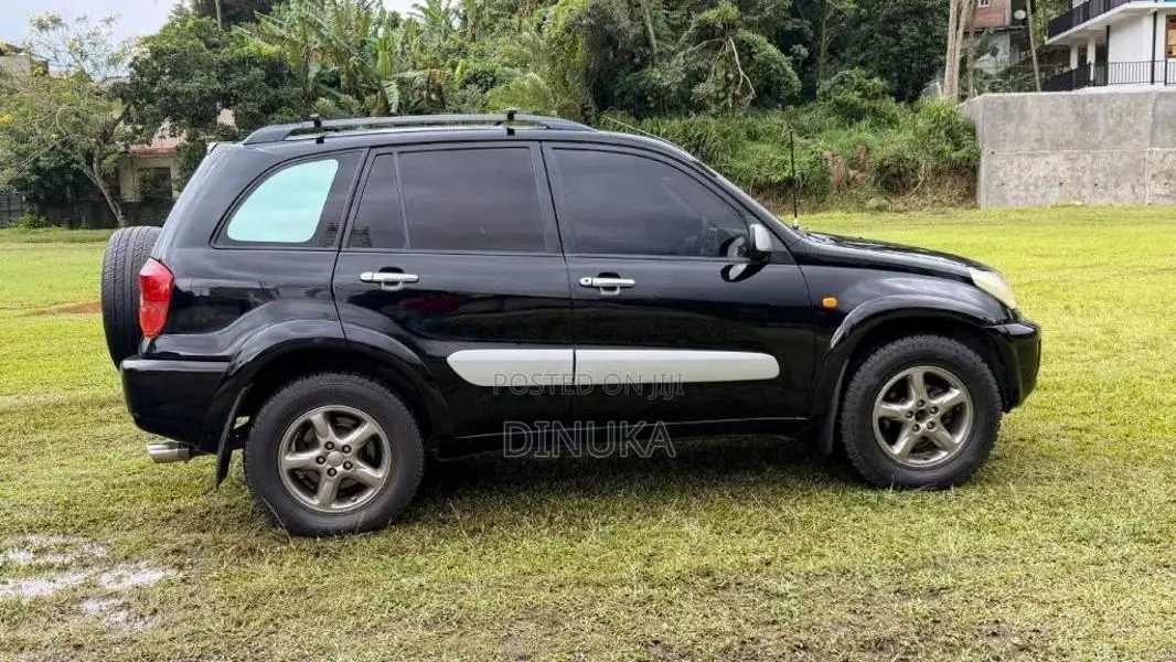 Toyota RAV4 J 4x4 2003 SUV (Used)