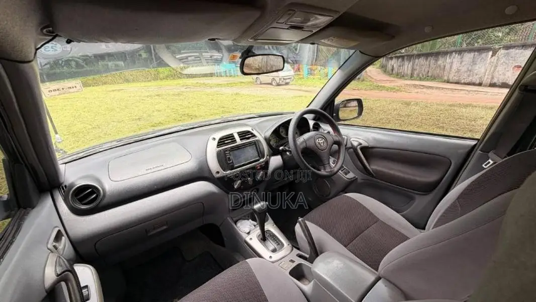 Toyota RAV4 J 4x4 2003 SUV (Used)