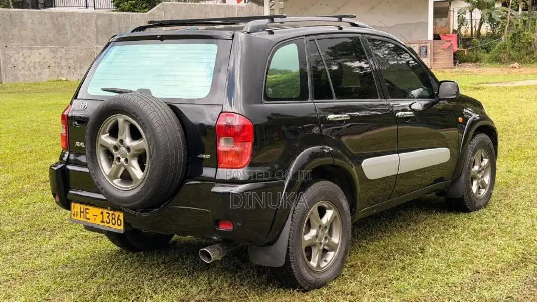 Toyota RAV4 J 4x4 2003 SUV (Used)