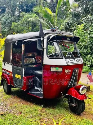 Bajaj 2 stroke 2005 Three Wheel (Used)