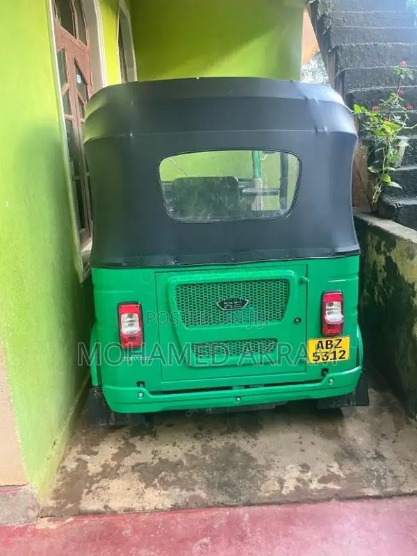Bajaj RE 2026 Three Wheel (Used)