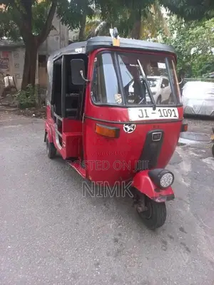 Bajaj RE 2 Stroke 2004 Three Wheel (Used)