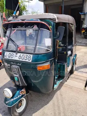 Bajaj 2 stroke 2005 Three Wheel (Used)