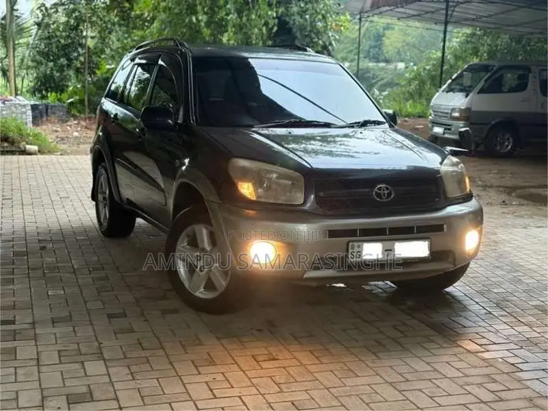 Toyota RAV4 2003 SUV (Used)