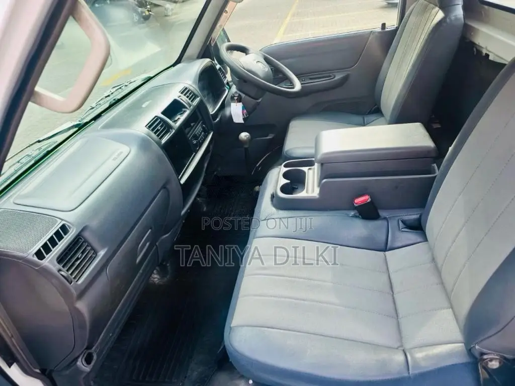 Mazda Bongo 2015 Lorry (Used)