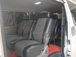 Toyota KDH 2009 Van (Used)