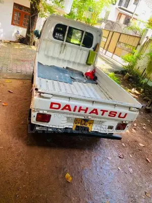 Daihatsu Hijet 2006 Lorry (Used)
