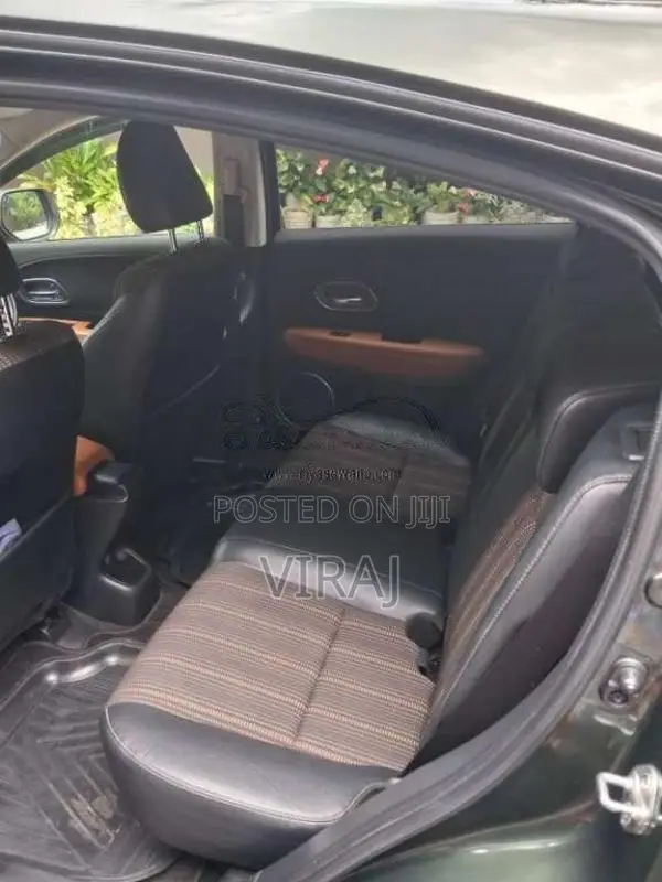 Honda Vezel 2014 SUV (Used)