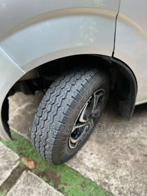 Suzuki Every 2012 Van (Used)