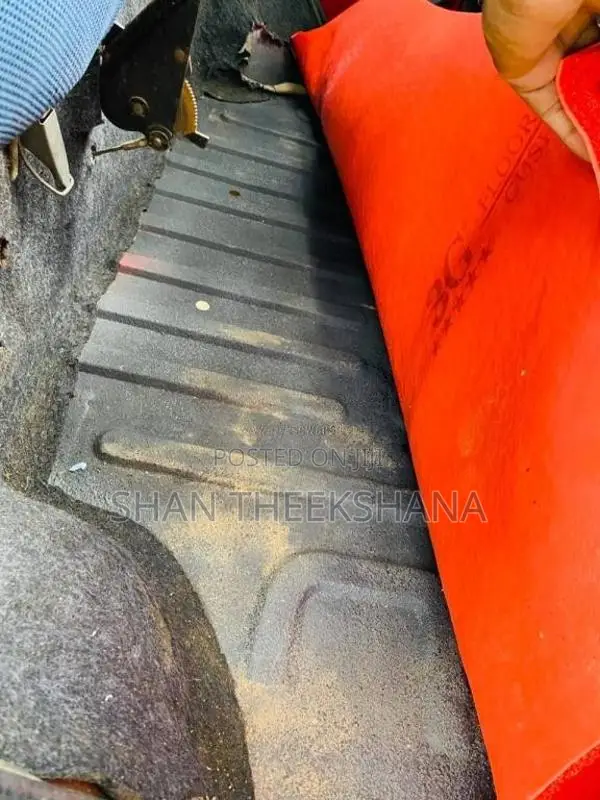 Tata Dimo Batta 2010 Lorry (Used)