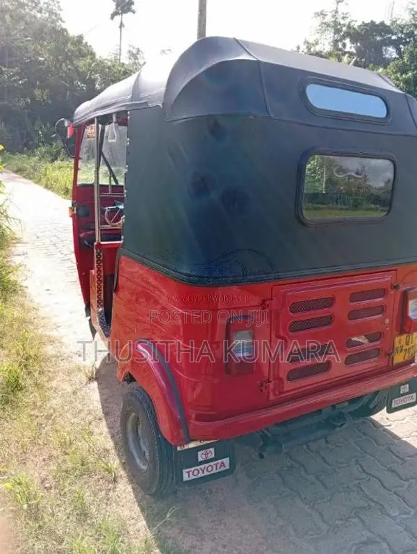Bajaj RE 2009 Three Wheel (Used)