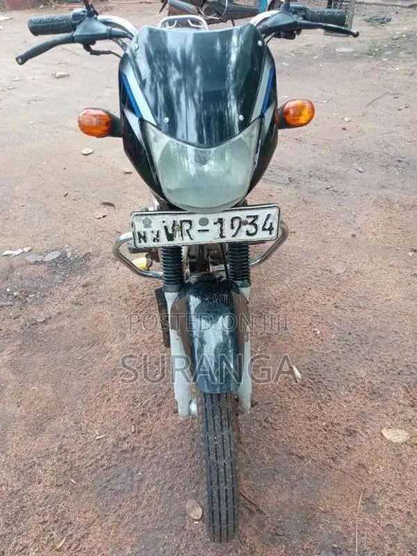 Bajaj CT-100 2010 Motorbike (Used)