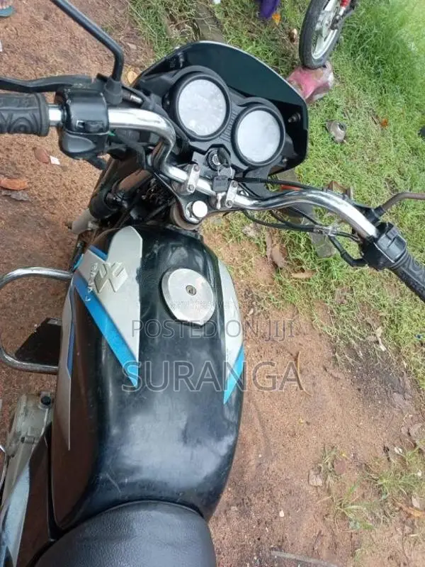 Bajaj CT-100 2010 Motorbike (Used)