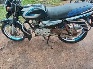 Bajaj CT-100 2010 Motorbike (Used)