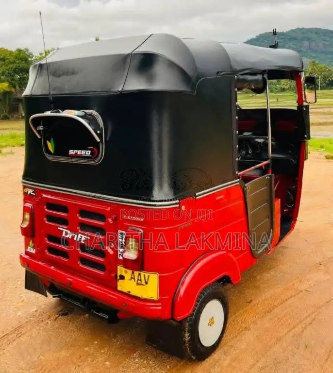 Bajaj RE 2015 Three Wheel (Used)