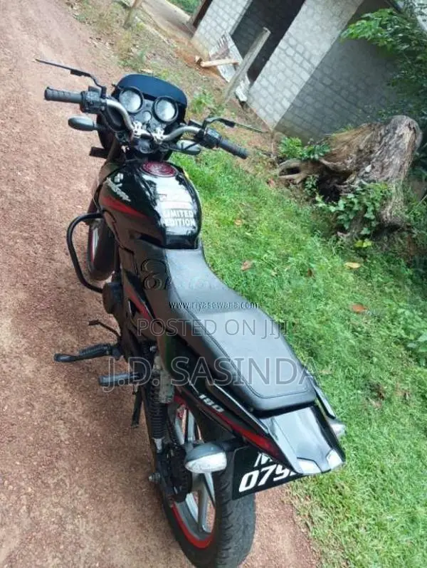 Bajaj Pulsar 2006 Motorbike (Used)