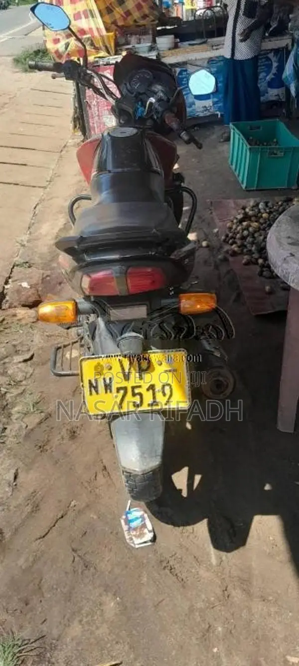 Bajaj 125 2010 Motorbike (Used)