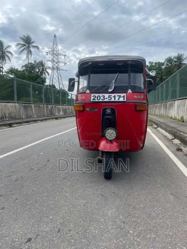 Bajaj RE 2 Stroke 1996 Three Wheel (Used)