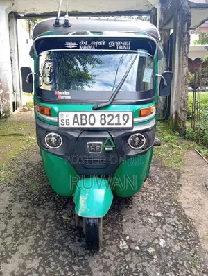 Bajaj RE 205 2016 Three Wheel (Used)