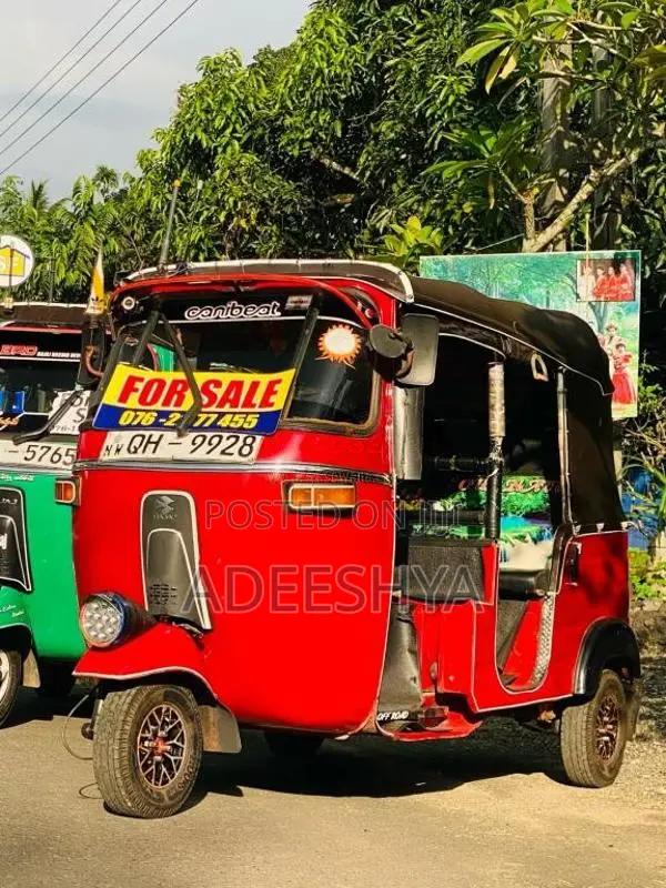 Bajaj 2 Stroke 2006 Three Wheel (Used)