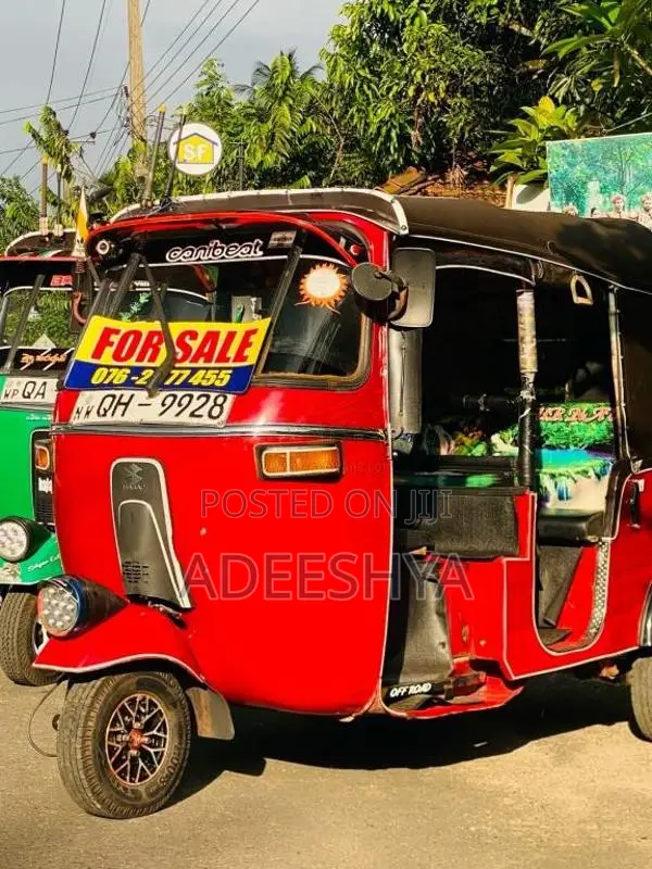 Bajaj 2 Stroke 2006 Three Wheel (Used)
