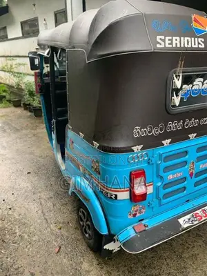 Bajaj 4 stroke 2015 Three Wheel (Used)