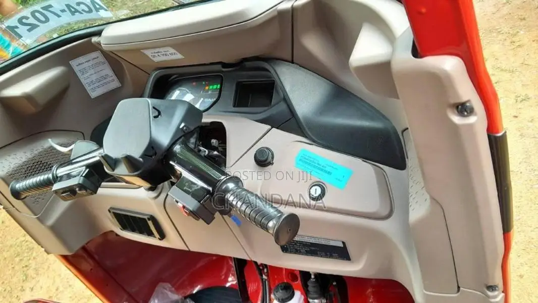 Bajaj RE 2026 Three Wheel (Used)