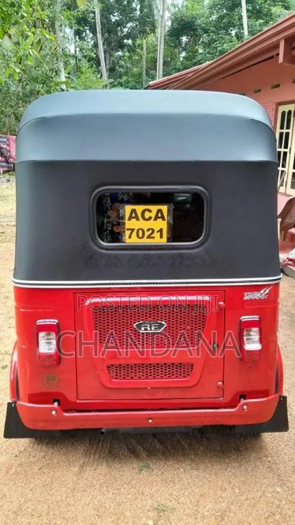 Bajaj RE 2026 Three Wheel (Used)