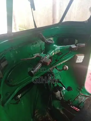 Bajaj RE 2 Stroke 2003 Three Wheel (Used)