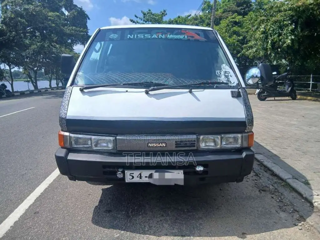Nissan Largo 1989 Van (Used)