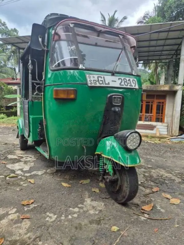 Bajaj 2 Stroke 2001 Three Wheel (Used)