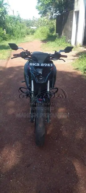 Bajaj N160 2025 Motorbike (Used)