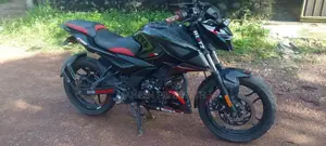 Bajaj N160 2025 Motorbike (Used)