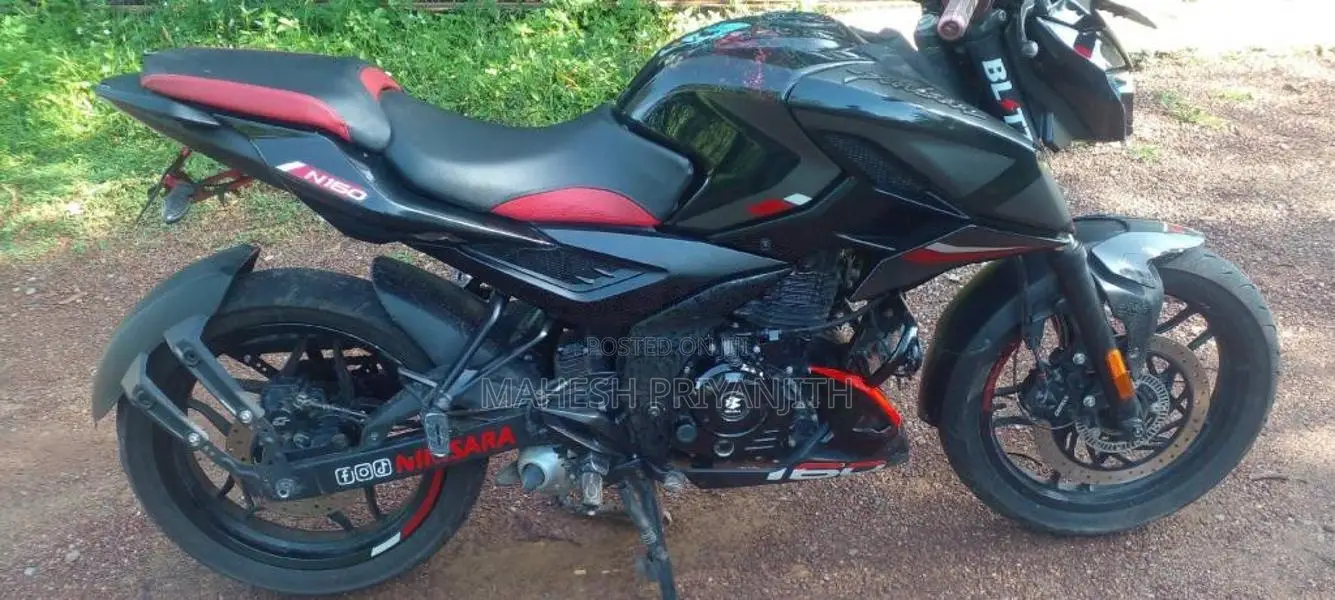 Bajaj N160 2025 Motorbike (Used)