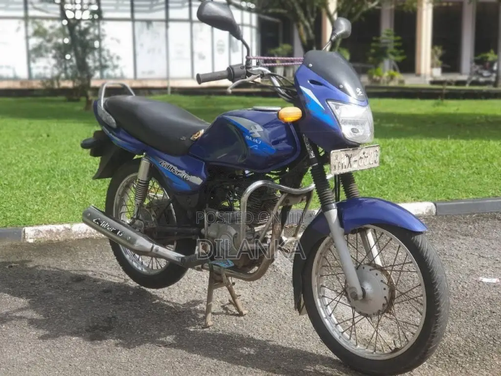 Bajaj Caliber 2004 Motorbike (Used)