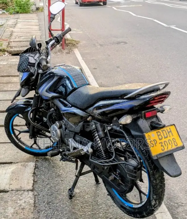 Bajaj Discover 125 2015 Motorbike (Used)