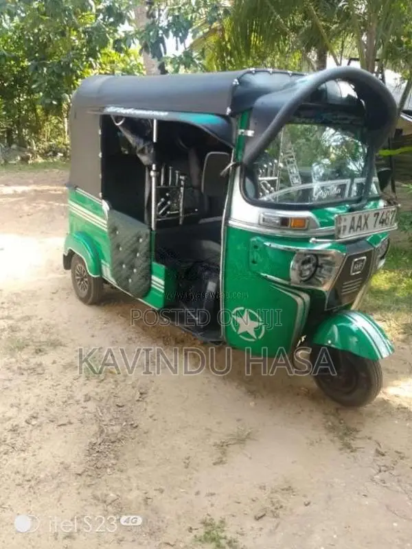 Bajaj RE 4 Stroke 2015 Three Wheel (Used)