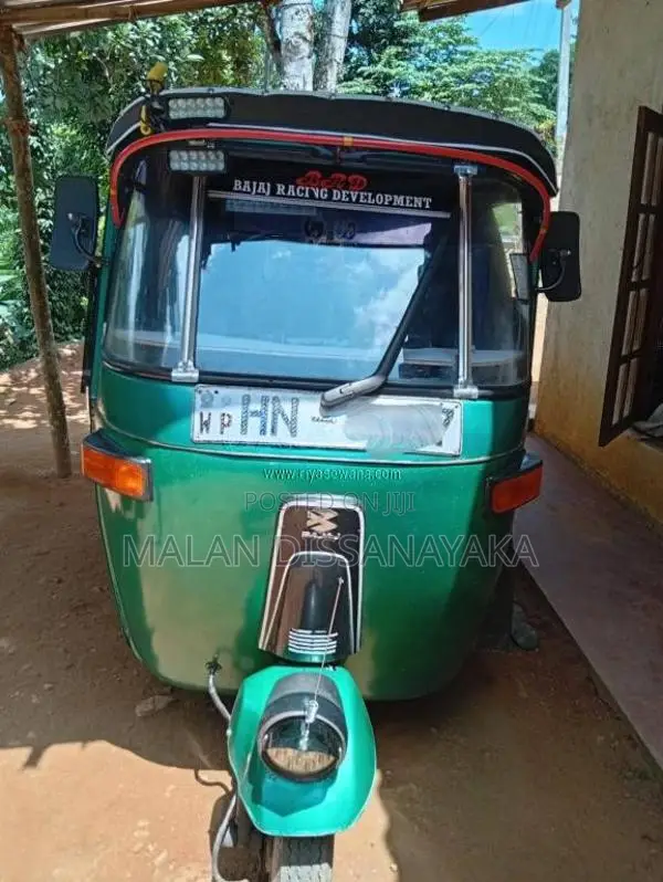 Bajaj 2 Stroke 2003 Three Wheel (Used)