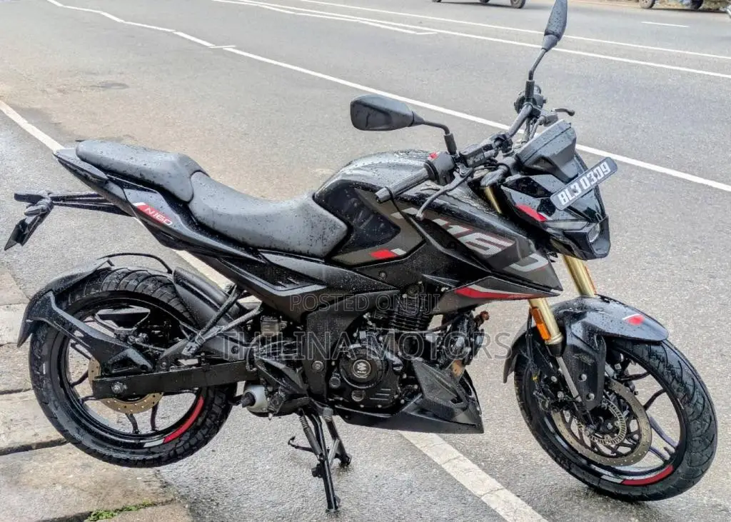 Bajaj Pulsar N160 2025 Motorbike (Used)