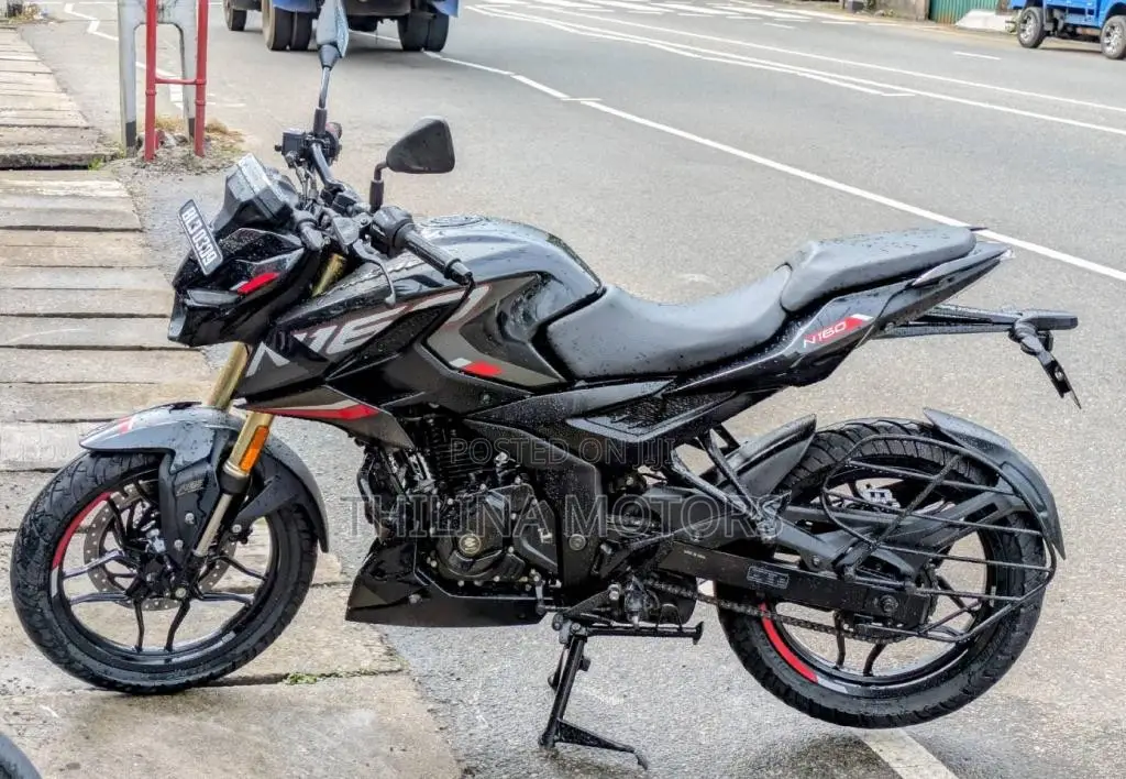 Bajaj Pulsar N160 2025 Motorbike (Used)