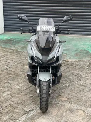 Honda ADV 160 Japan 2025 Motorbike (Used)
