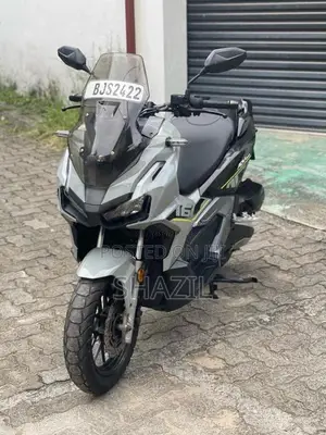 Honda ADV 160 Japan 2025 Motorbike (Used)