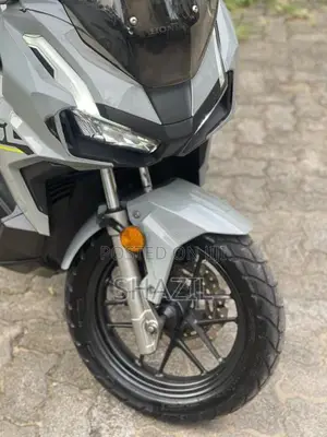 Honda ADV 160 Japan 2025 Motorbike (Used)