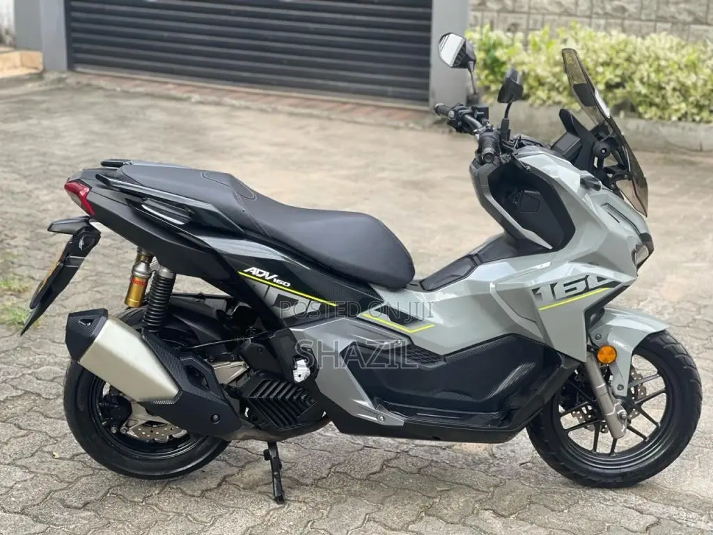 Honda ADV 160 Japan 2025 Motorbike (Used)