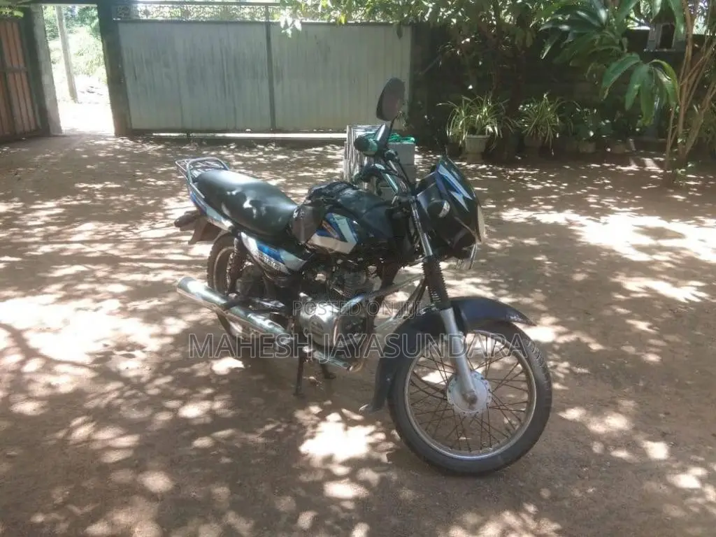 Bajaj CT-100 2012 Motorbike (Used)