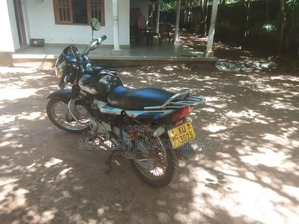 Bajaj CT-100 2012 Motorbike (Used)