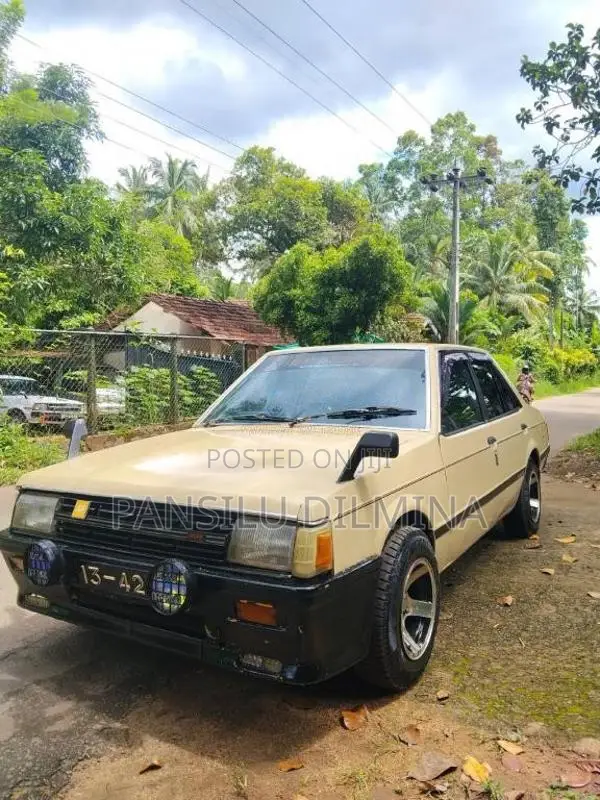 Mitsubishi Lancer Box 1983 Car (Used)